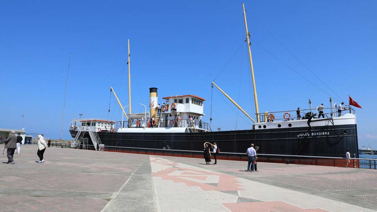 Bandirma Muze Ziyaretcisamsun 2