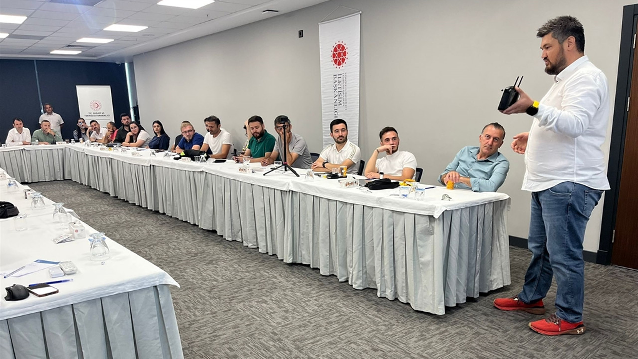 Gazeteciler Drone Egitim 1