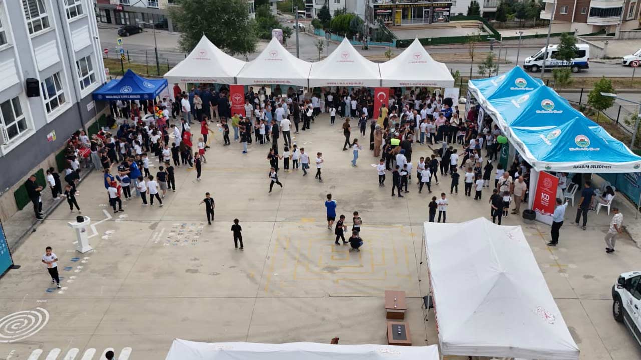 Ihsan Kurnaz Turkiye Yuzyili 4