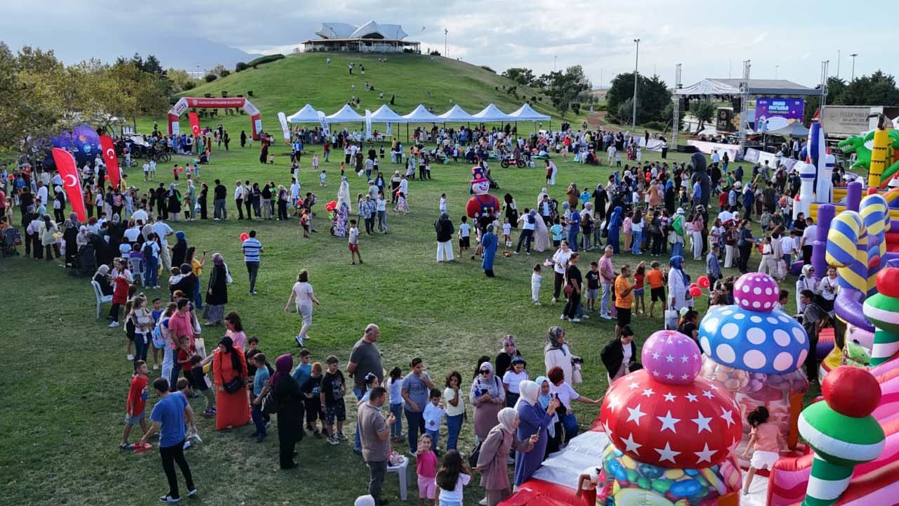 Okula Merhaba Senligi 3