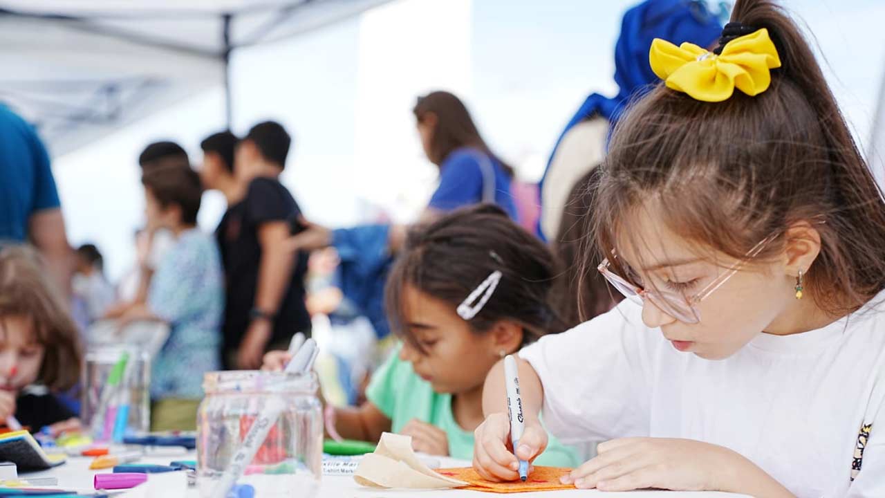 Okula Merhaba Senligi 4