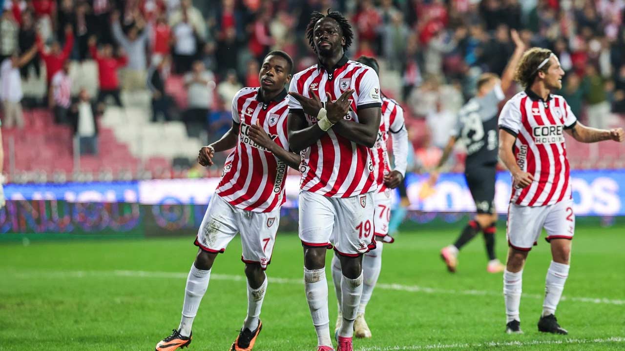 Samsunspor Karagumruk 2025 5