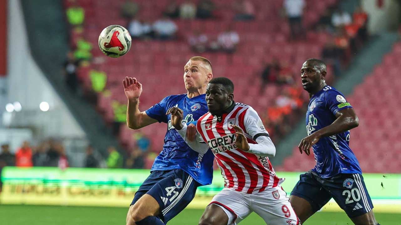 Samsunspor Kasimpasa Maci 2025 5