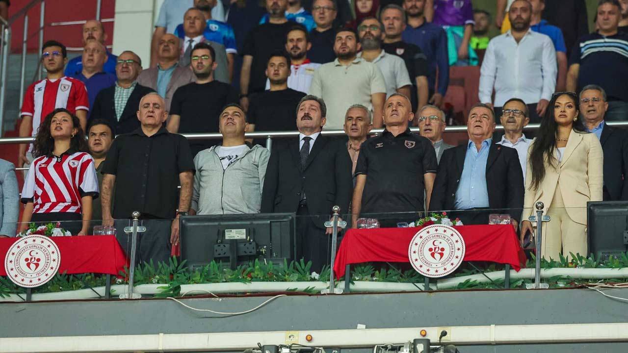 Samsunspor Kasimpasa Maci 2025 7