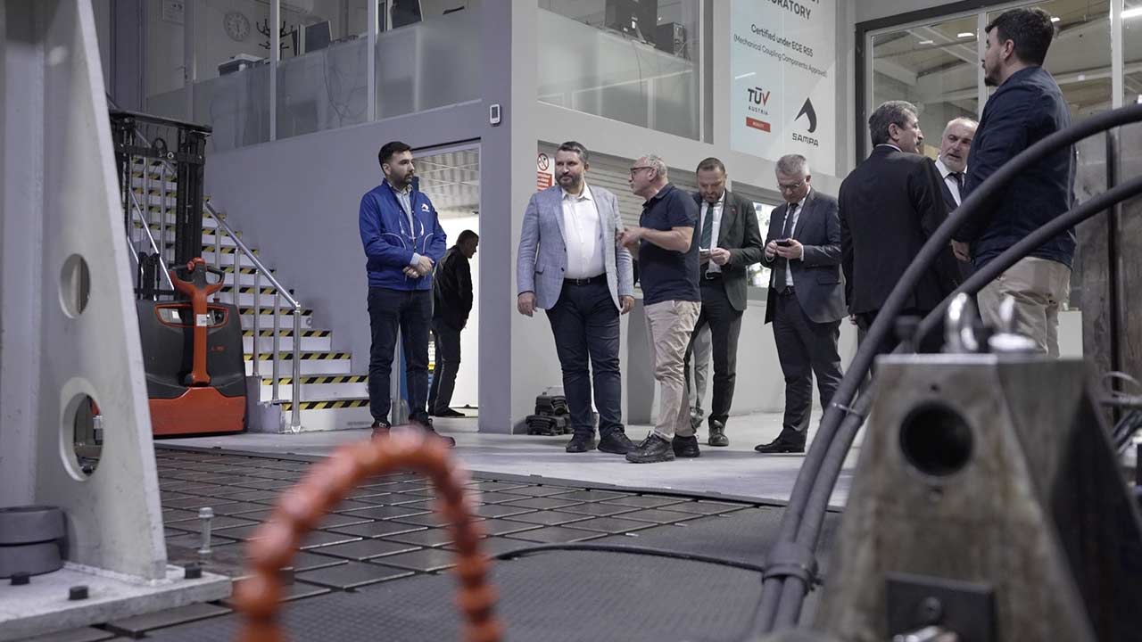 Bakan Yardimcisi Vali Sampa Ziyaret 2