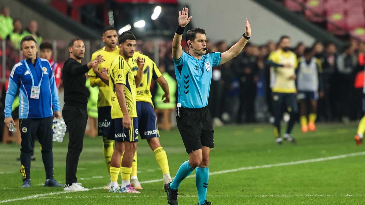 Samsunspor Fenerbahce 2025 9