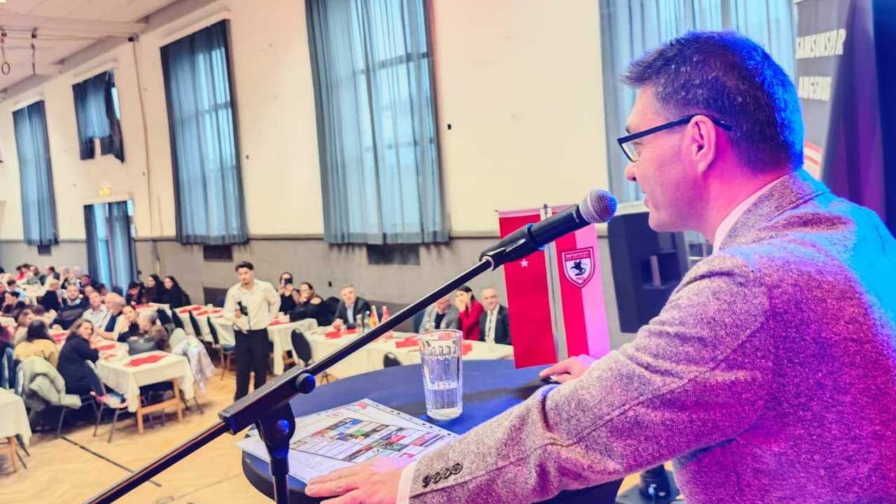 Ausburg Samsunspor Almanya 4