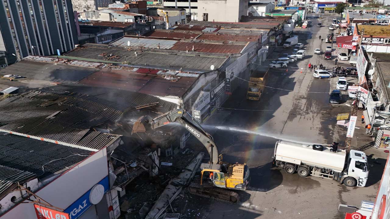 Gulsan Sanayi Sitesi Donusum Yikim 5