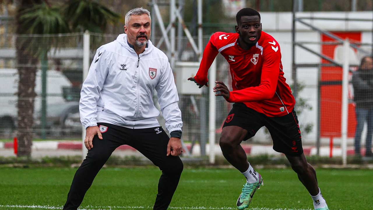 Samsunspor Basaksehir Maci 2025 4-1