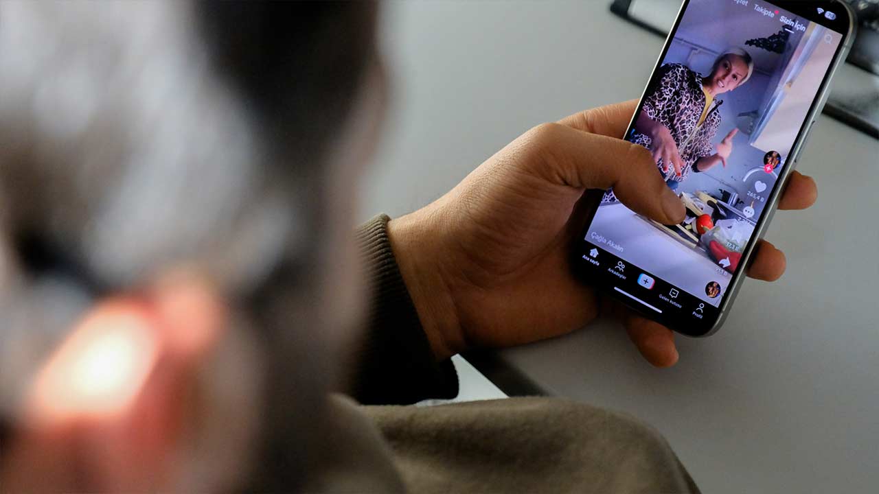 Sosyal Medya Kullanim Suresi 3