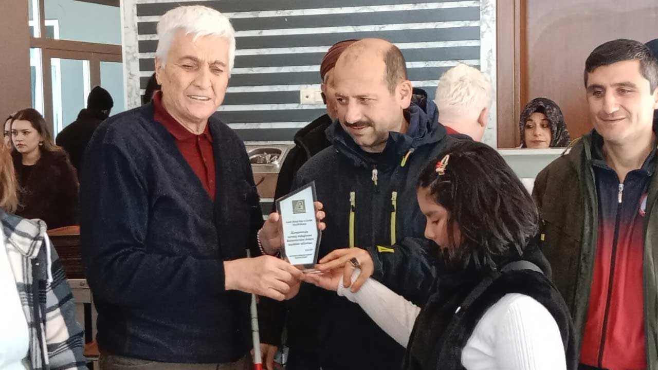 Gorme Engelliler Akdag 2