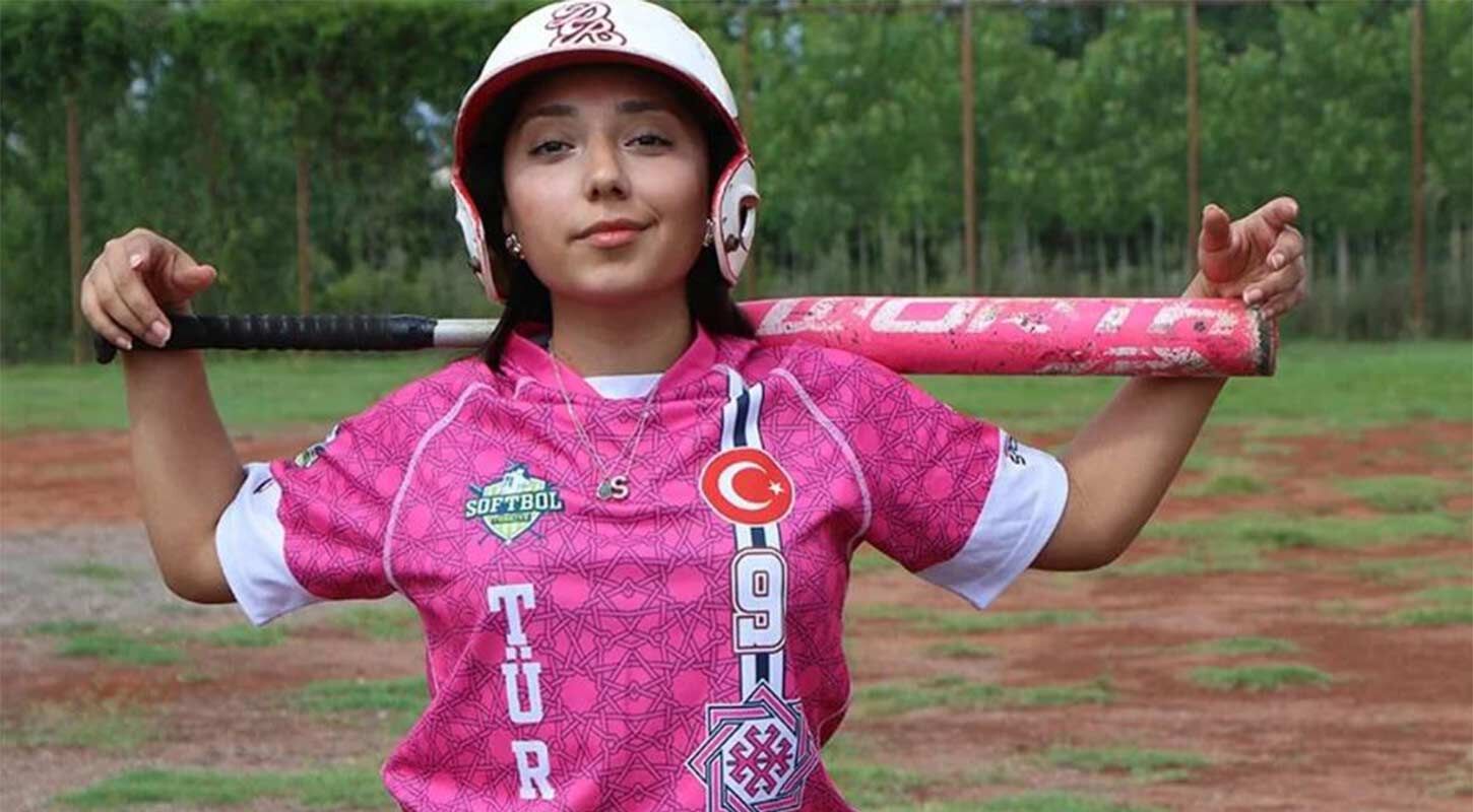 Milli Sporcu Sevdenur 2