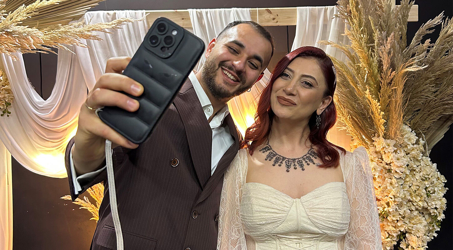 Genc Cift Nisan Tiyatro 2