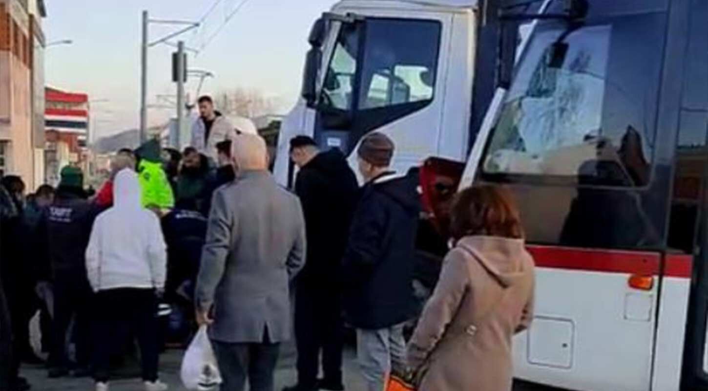 Samsun Tramvay Kamyon Kaza 1