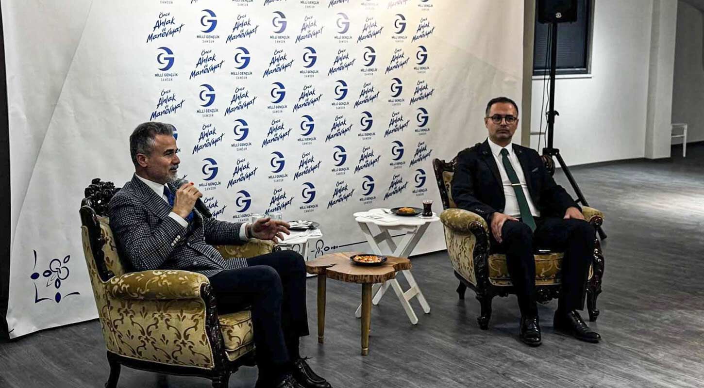 Suat Kilic Genclerle 1