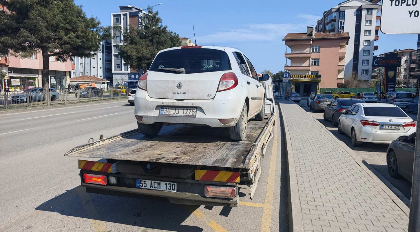 Korsan Taksi Kadin 2