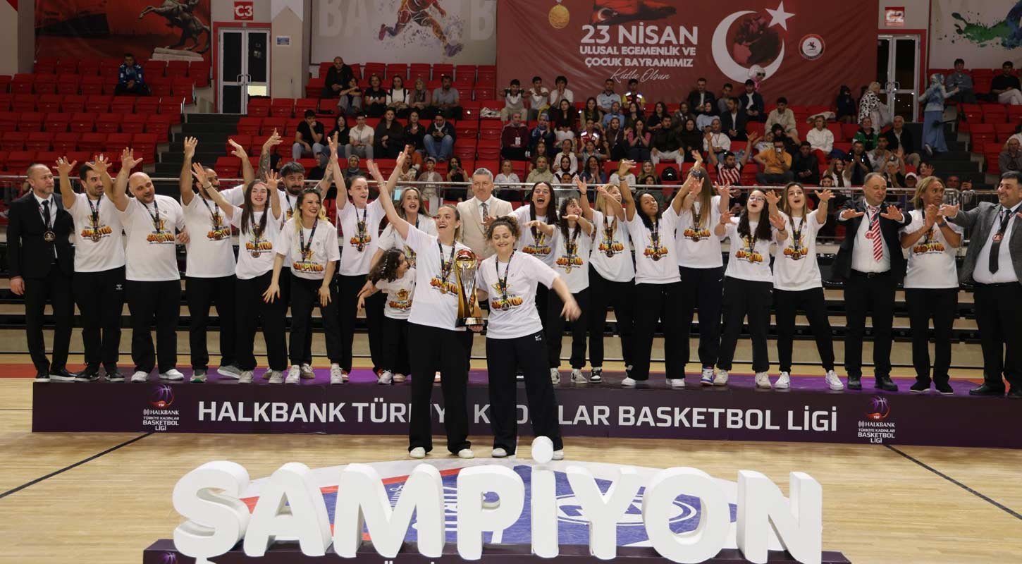 Zorlu Koleji Samsun Sampiyon 3