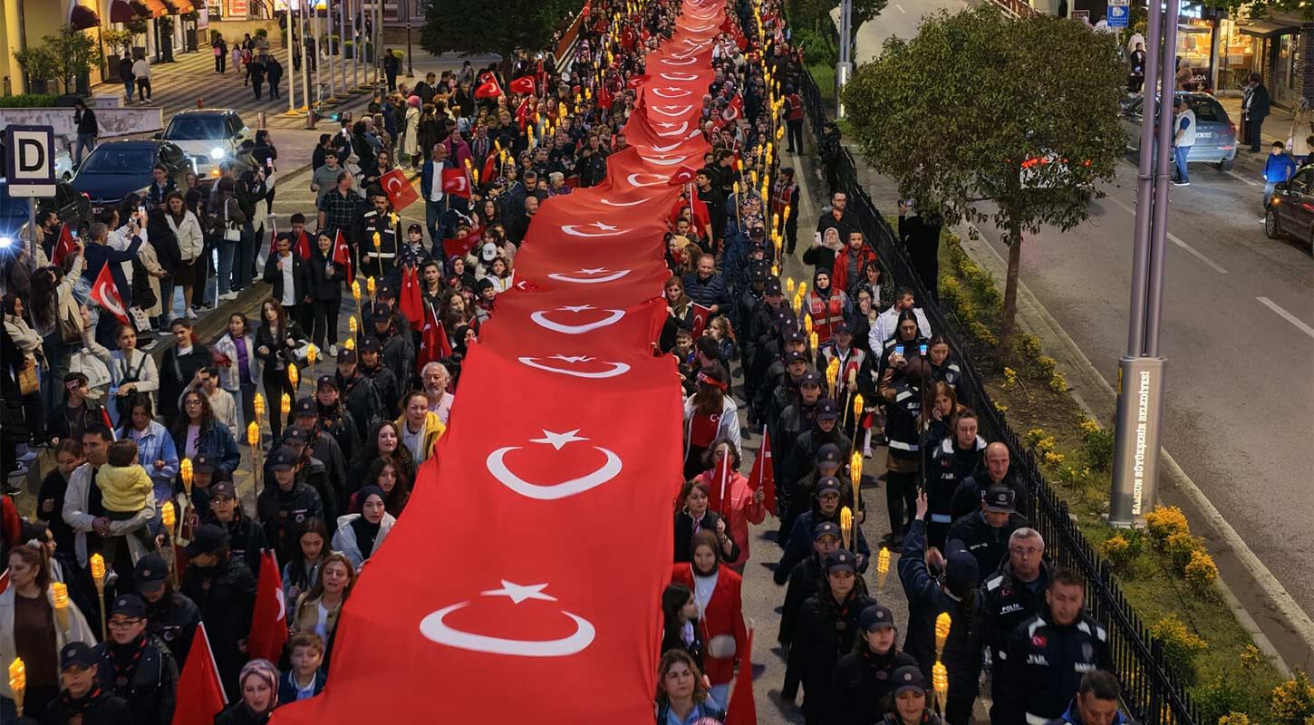 Samsun 19 Mayis Bayrak Yuruyusu Fener Alayi 3