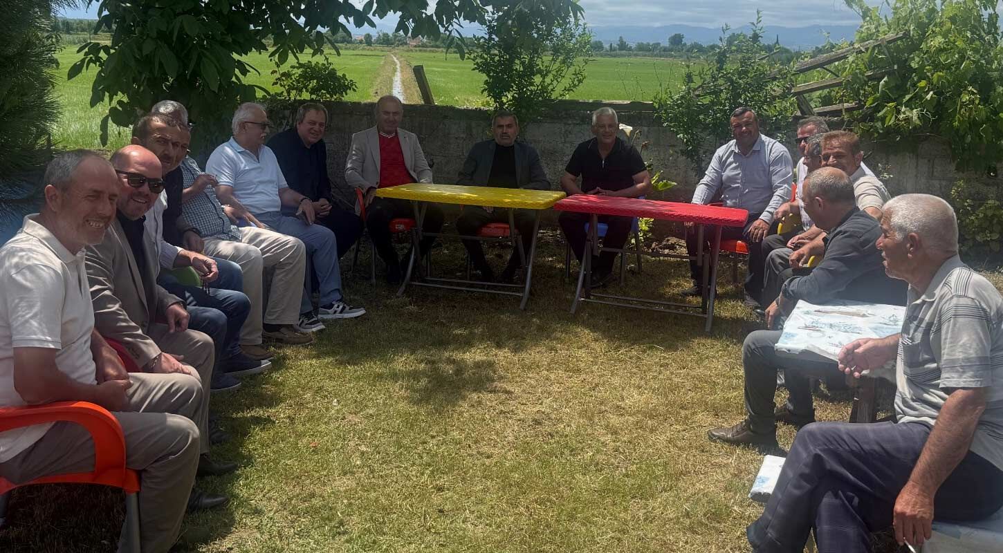 Burhan Mucur Bafrada Muhtarlarla Bulustu 3