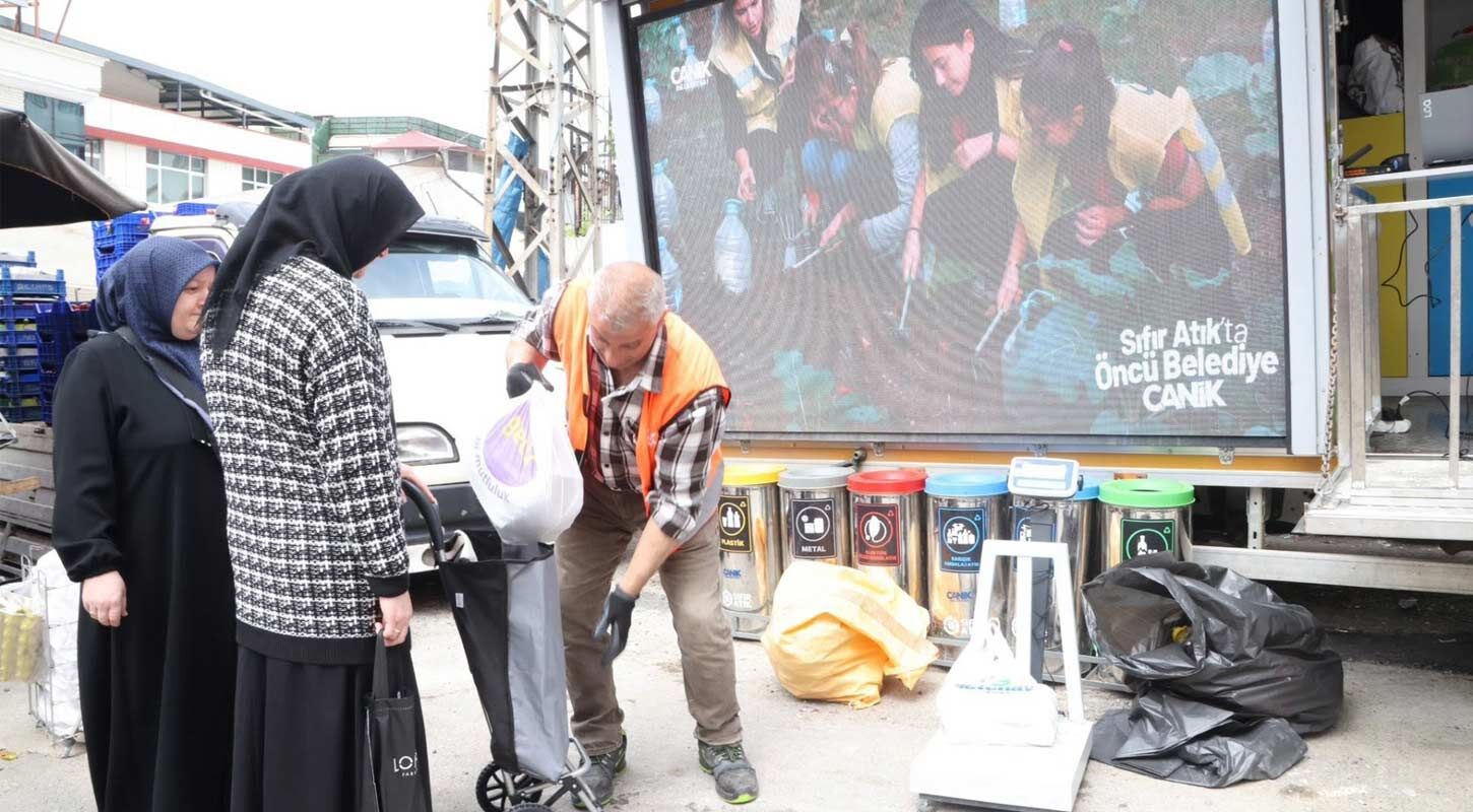 Canikte Atiklar Donusuyor Aile Butcesine Katki Sagliyor 1