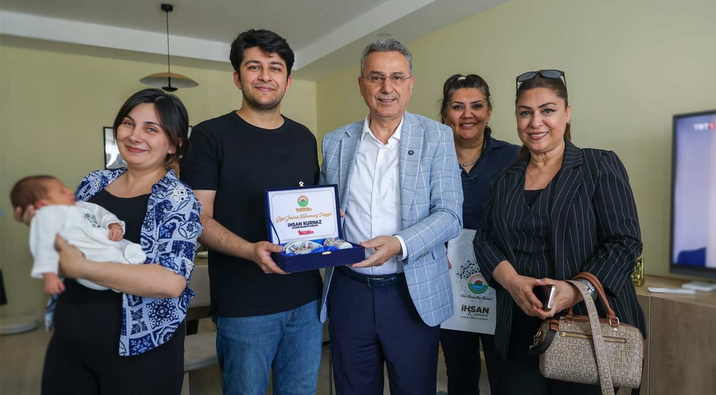 Ilkadimda 555Inci Bebege Ilk Hediye Baskan Kurnazdan 2