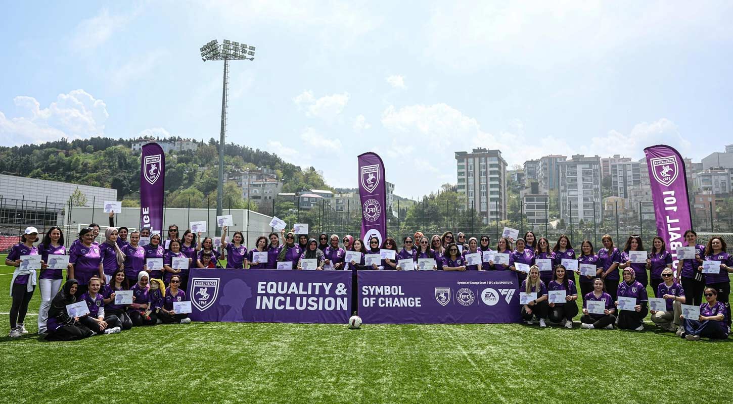 Mor Forma Projesiyle 102 Kadin Futbolla Bulustu 6