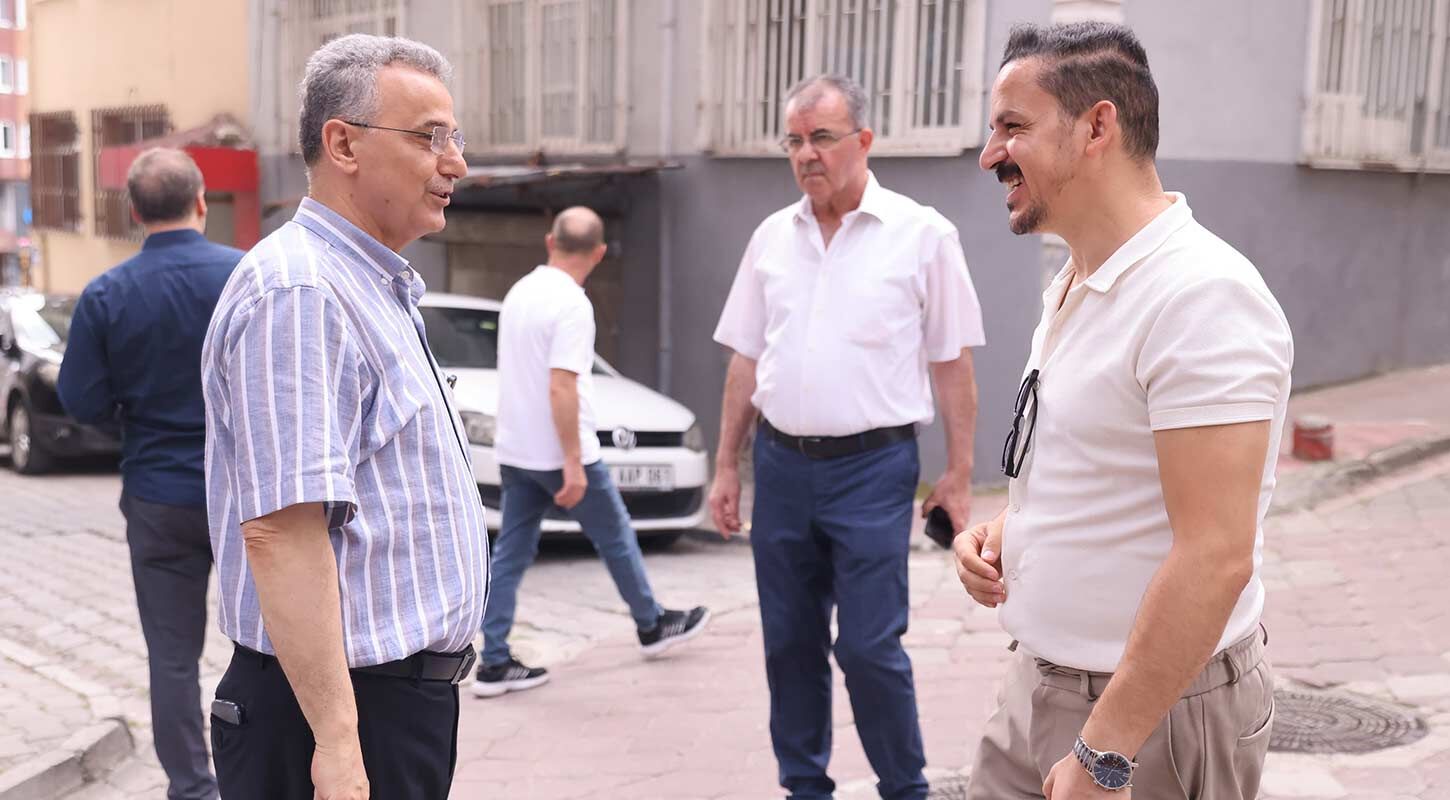 Baskan Ihsan Kurnaz Esnaf Ve Vatandaslarla Bulustu 1