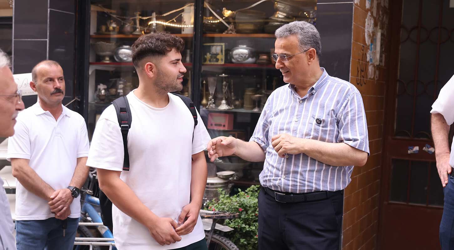 Baskan Ihsan Kurnaz Esnaf Ve Vatandaslarla Bulustu 2