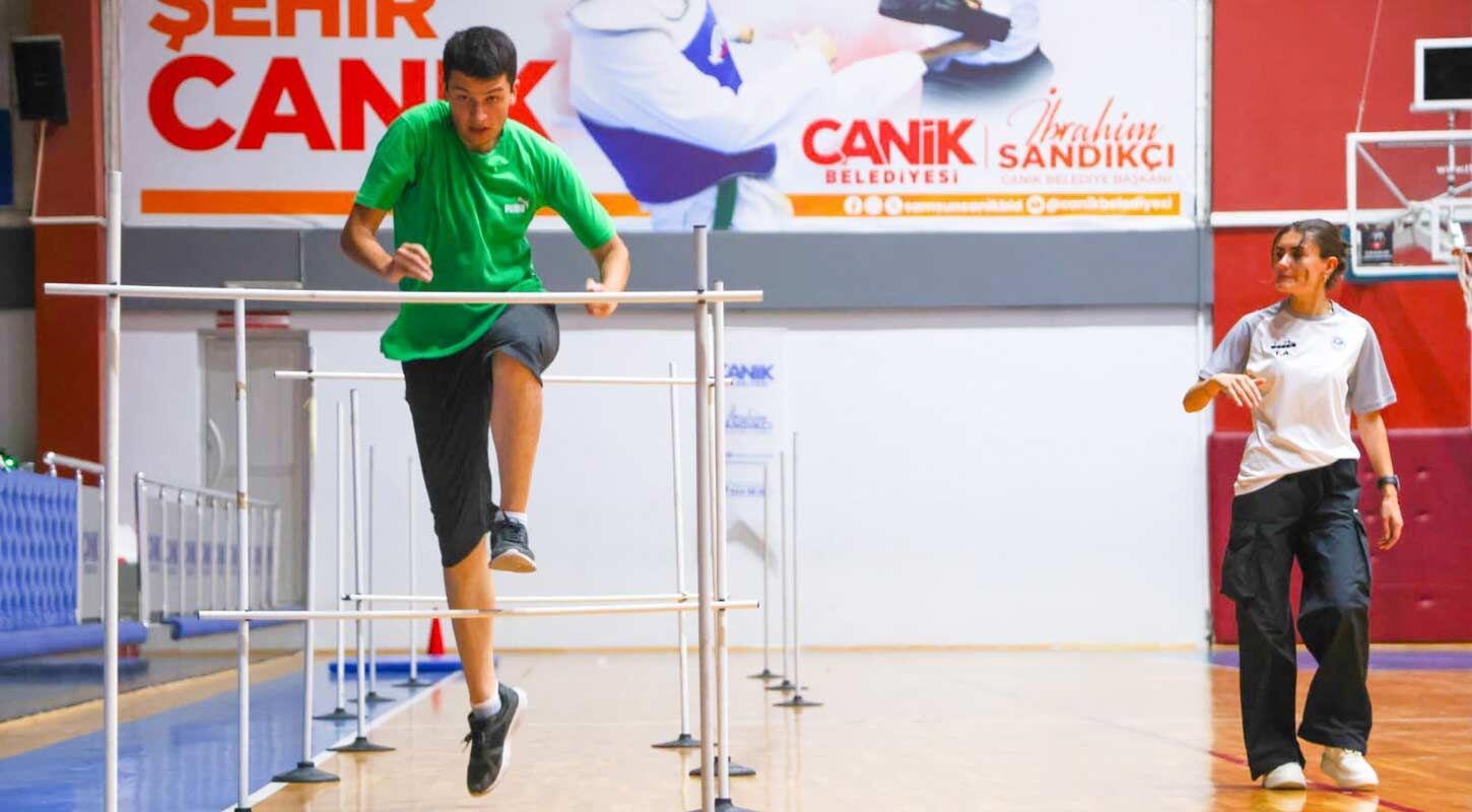 Canikte Gencler Sinav Parkurlarina Ucretsiz Hazirlaniyor 3