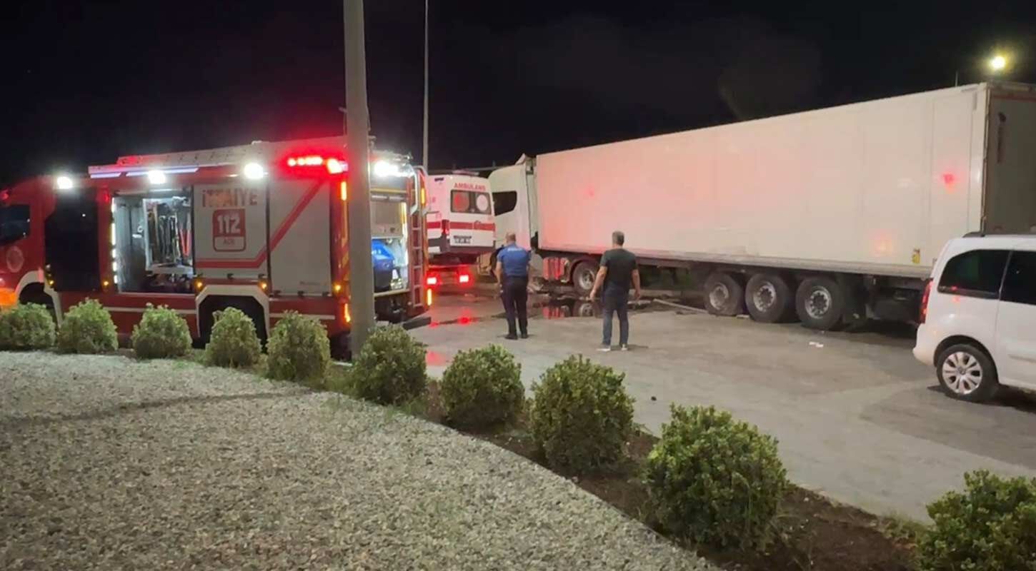 Samsunda Ambulans Ile Tir Carpisti 6 Yarali 3