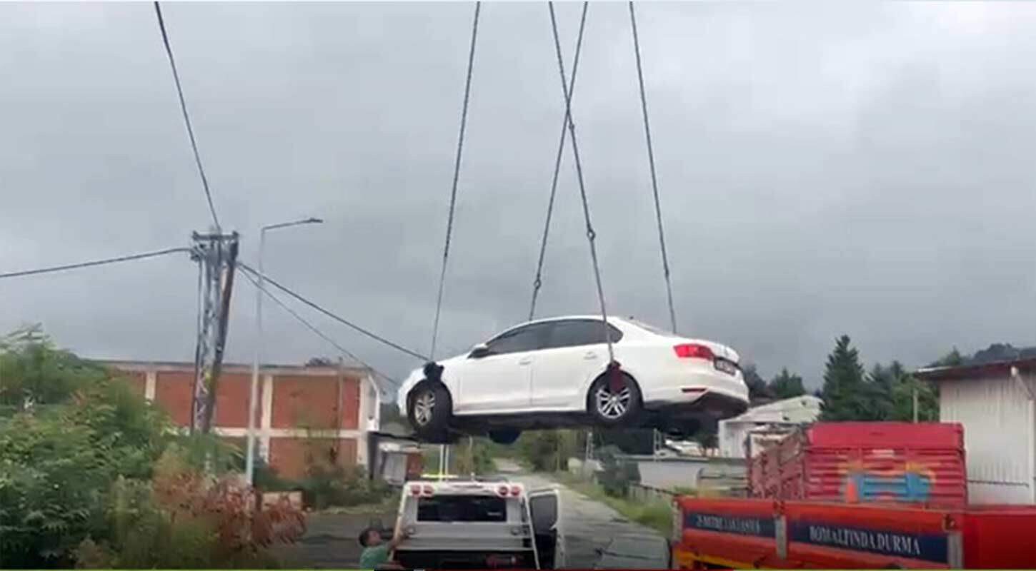 Salipazarinda Otomobil Dogal Gaz Alanina Girdi 1