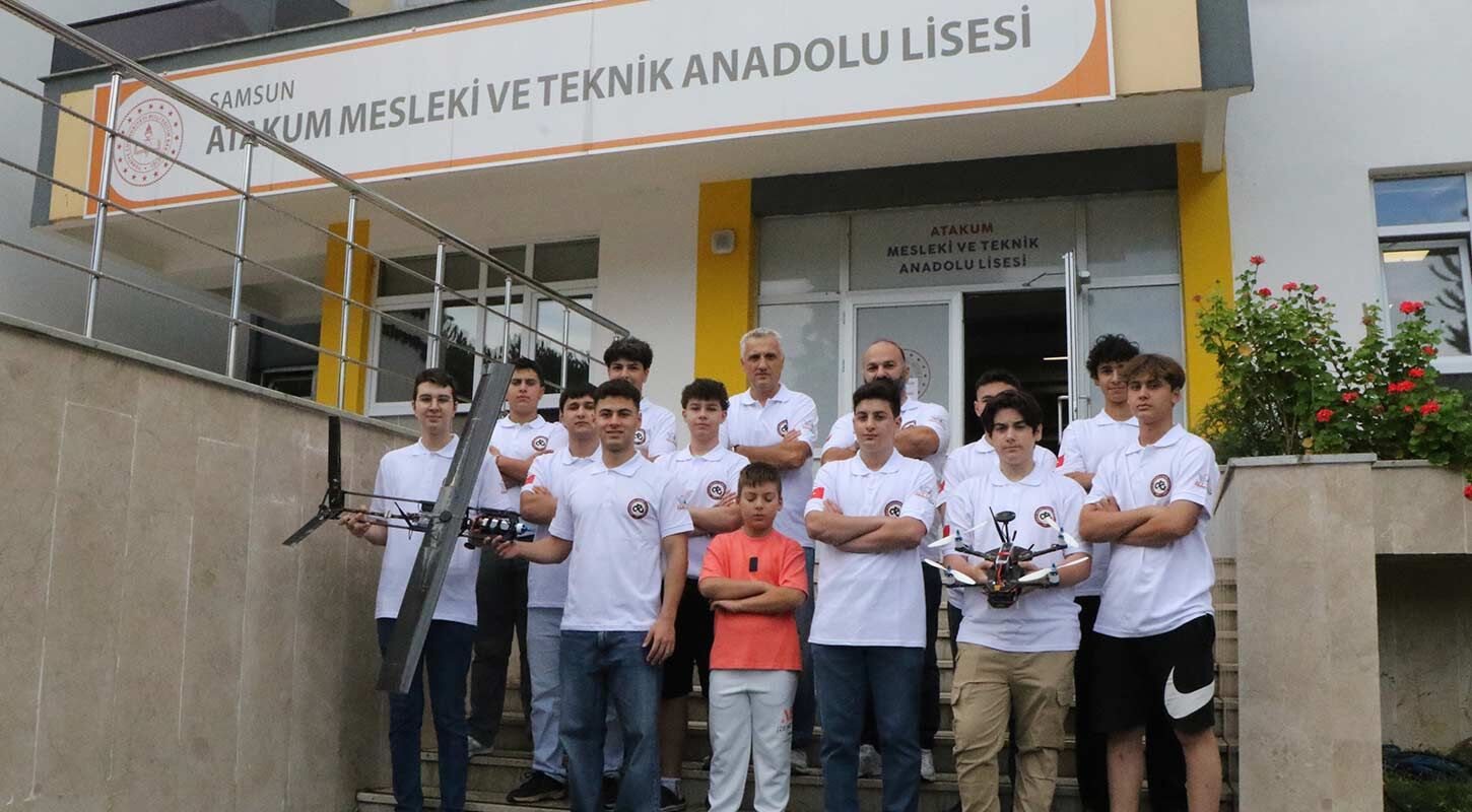 Samsun Atakum Mtal Ogrencilerinden Turkiyede Ilk Tasinabilir Iha 6