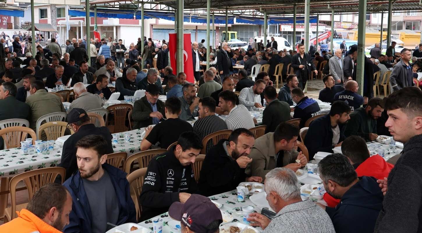 Sarioglu Ailesinden Ayvacikta Vefa Programi 5