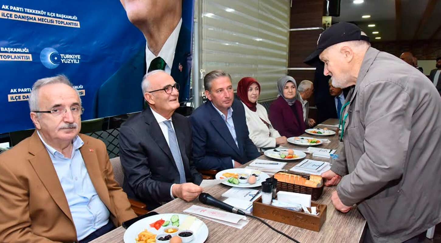 Yusuf Ziya Yilmaz Tekkekoy Muhtarlar Istisare Toplantisi 3