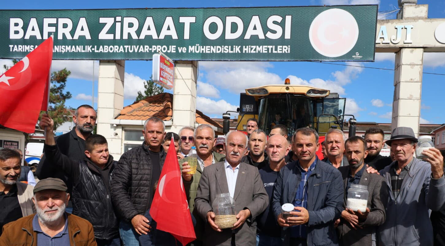 Bafrada Celtik Ureticilerinden 600 Traktorlu Eylem 2