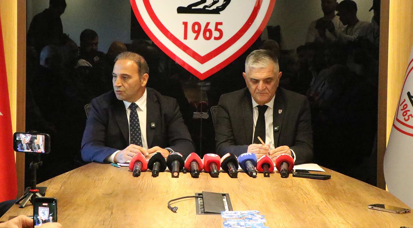 Fuat Capa Samsunspor Istifa Transfer Aciklamasi 2